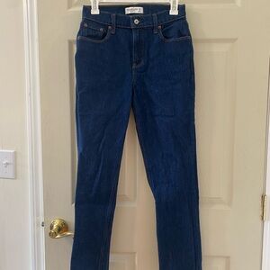 Abercrombie Curve Love mid-rise 90s straight jeans